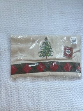 Spode NEW in pkg Christmas Holiday quintessential tree tea hand towel